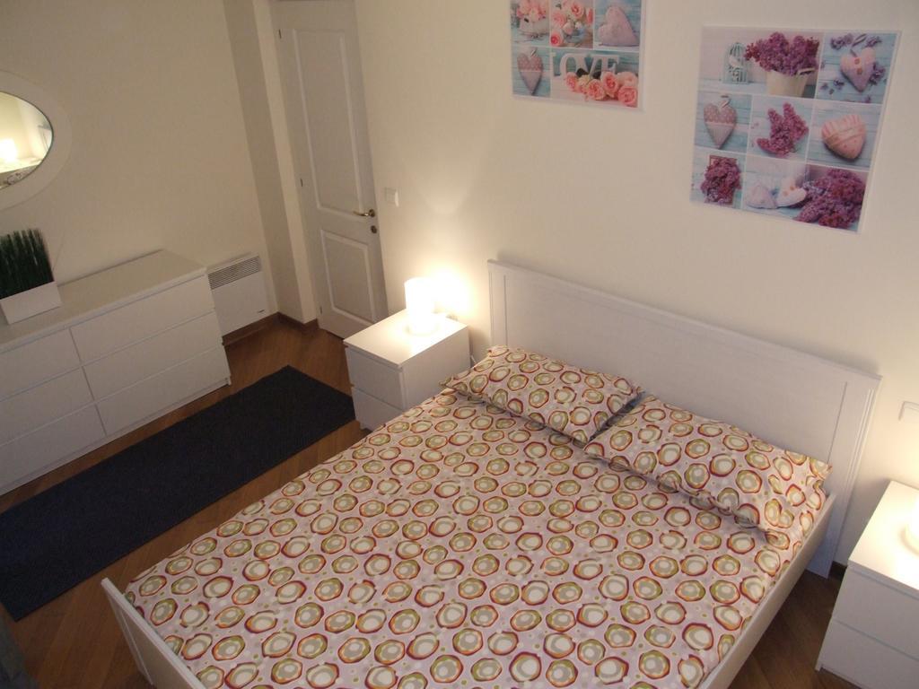 Appartement Au Chateau Vallaya 멍똥 외부 사진