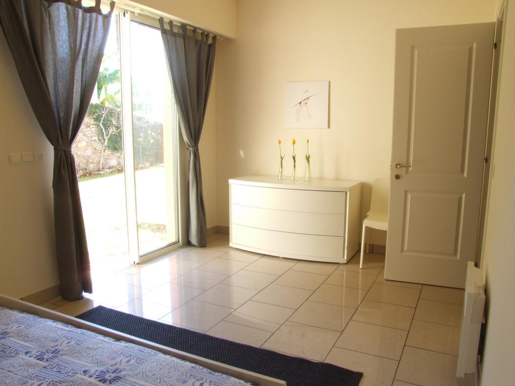 Appartement Au Chateau Vallaya 멍똥 외부 사진