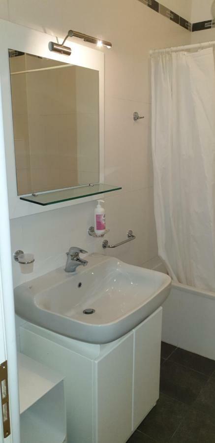 Appartement Au Chateau Vallaya 멍똥 외부 사진