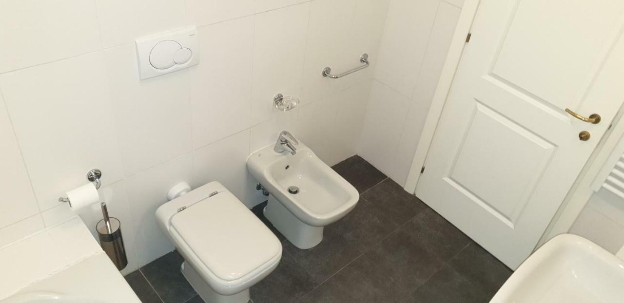 Appartement Au Chateau Vallaya 멍똥 외부 사진